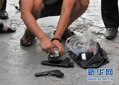 8��14��,�����ڷ����������ܿ��A�������F(xi��n)�����������֘�е����Ʒ����(d��ng)��6�r(sh��)50�����ڹ������y(t��ng)һָ�]������(j��ng)�^�ؑc�ȵع����C(j��)�P(gu��n)�B�m(x��)��(sh��)���D���^��(zh��n)�������������еĹ���������(j��)ͨ�����ܿ��A���ؑcɳƺ�΅^(q��)ͯ�Ҙ򱻹����񾯳ɹ��������������K����ϵ�г֘����ٚ��˰����ɹ����������A��l(f��)���������ṩ���DƬ��Դ�����A�W(w��ng)